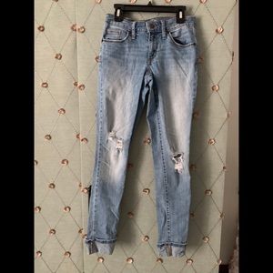 Universal Thread Cropped Jeans With Cuff